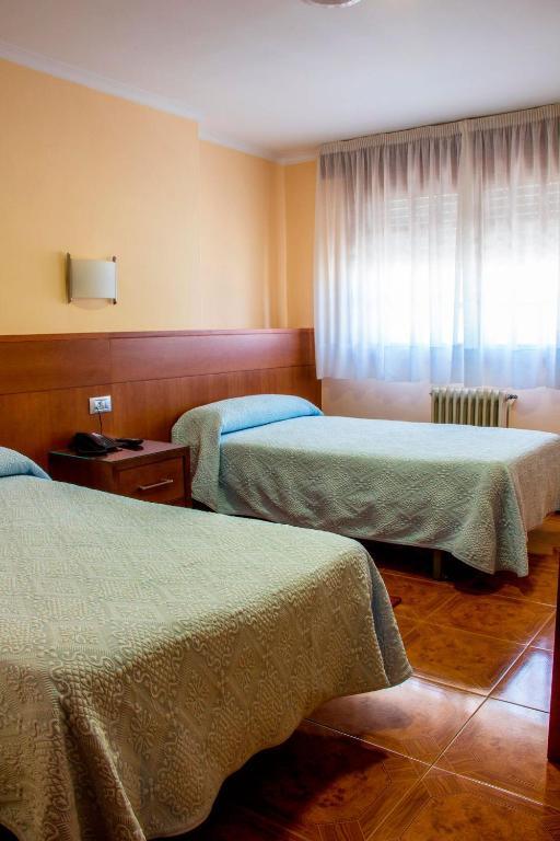 Hotel Mabú Orense Szoba fotó